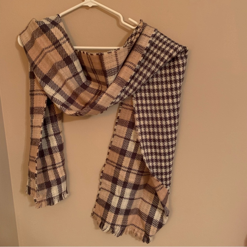 Steve Madden Blanket Scarf